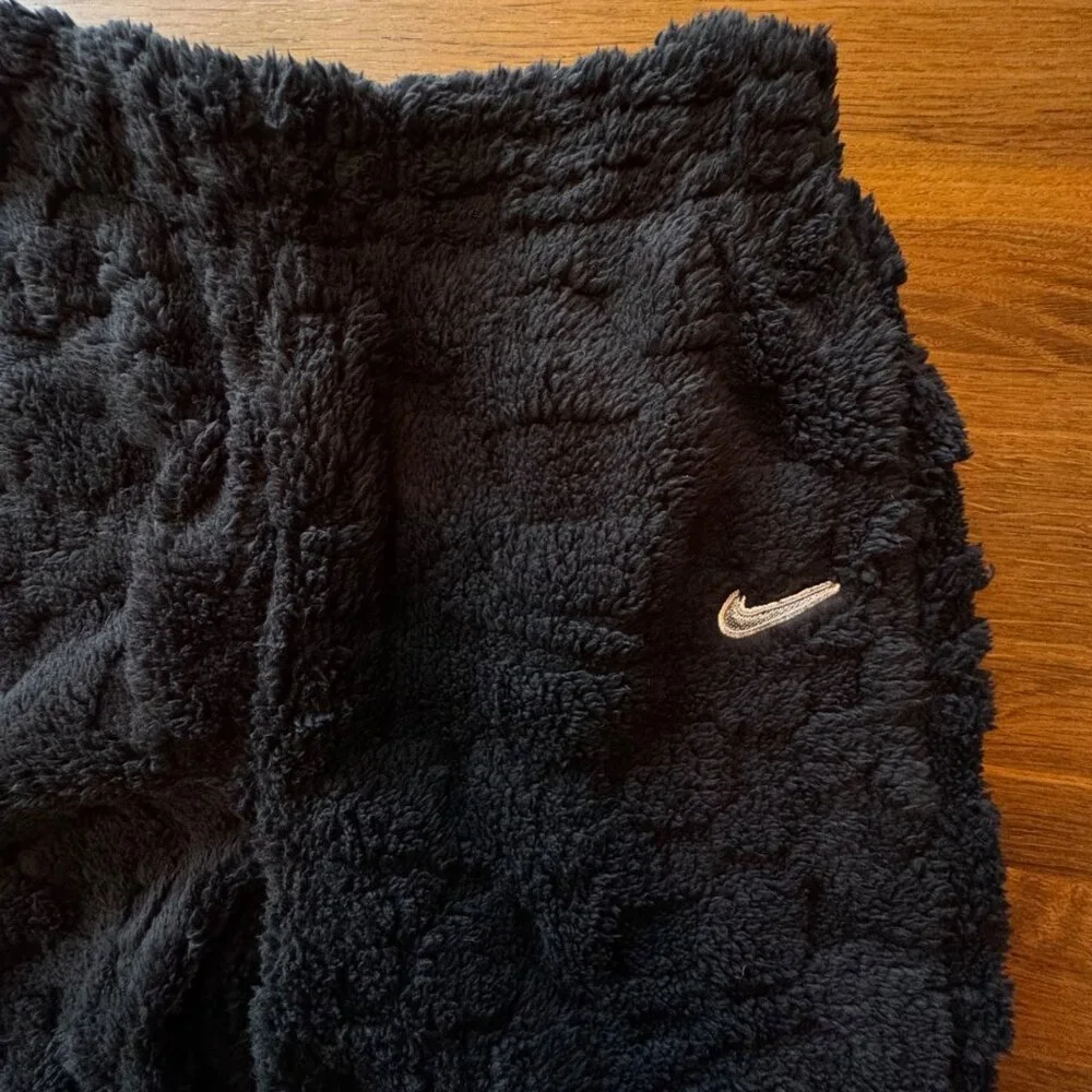 NIKE Cozy Faux Fur Fleece Set Girls 6-7 6X NWT Black Sweat Suit NEW Pants Hoodie - Picture 10 of 16